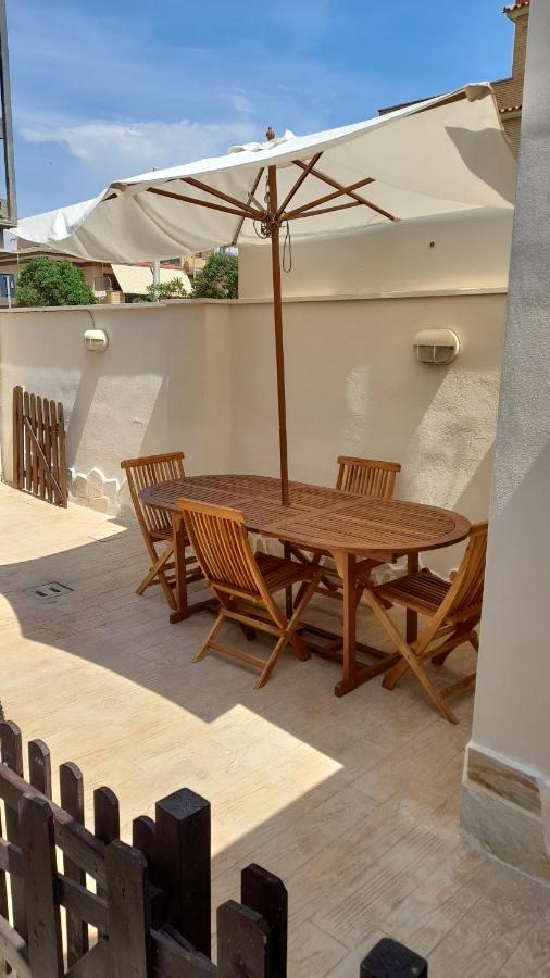 Casa Roberto Beach Torvaianica Exterior photo