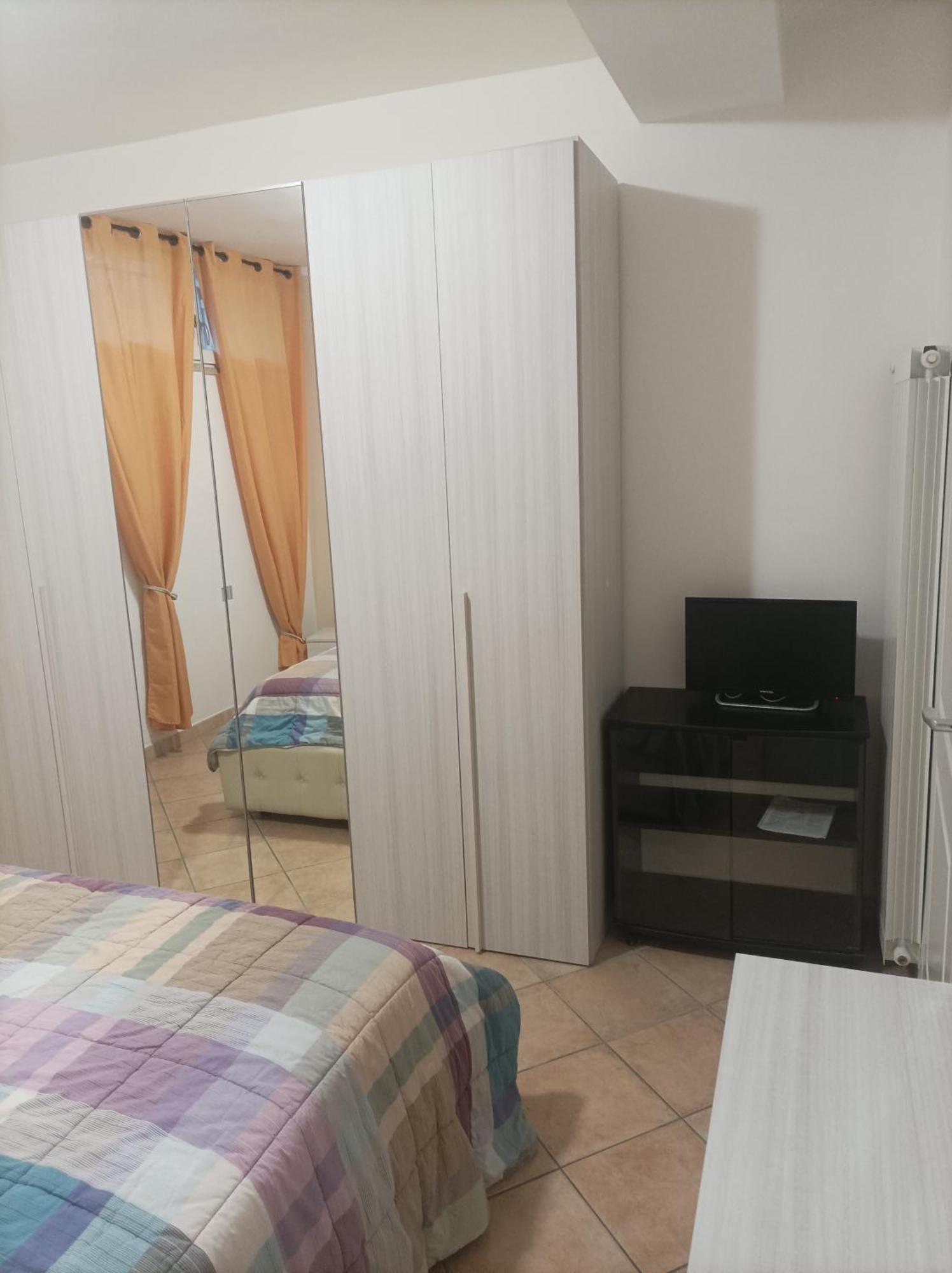 Casa Roberto Beach Torvaianica Exterior photo